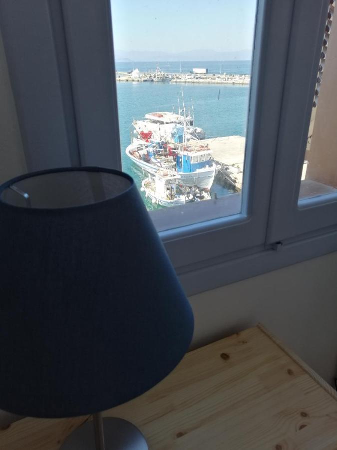 Aegina Port Apt 2-Διαμέρισμα Στο Λιμάνι Της Αίγινας 2 Exterior photo