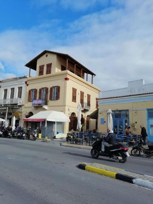 Aegina Port Apt 2-Διαμέρισμα Στο Λιμάνι Της Αίγινας 2 Exterior photo
